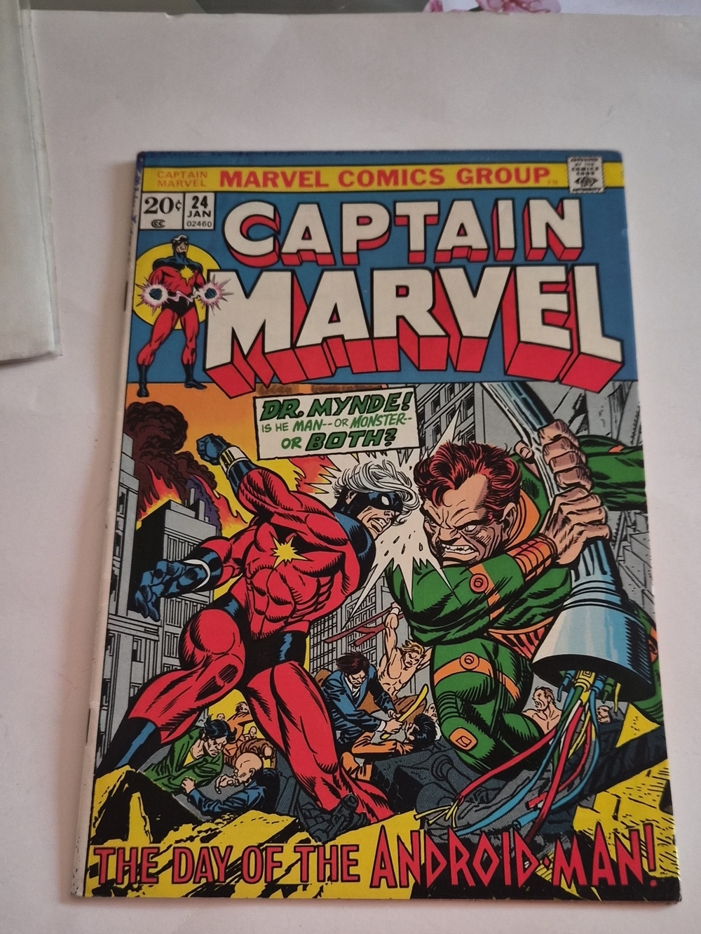 1972 Marvel Captain Marvel Comic
